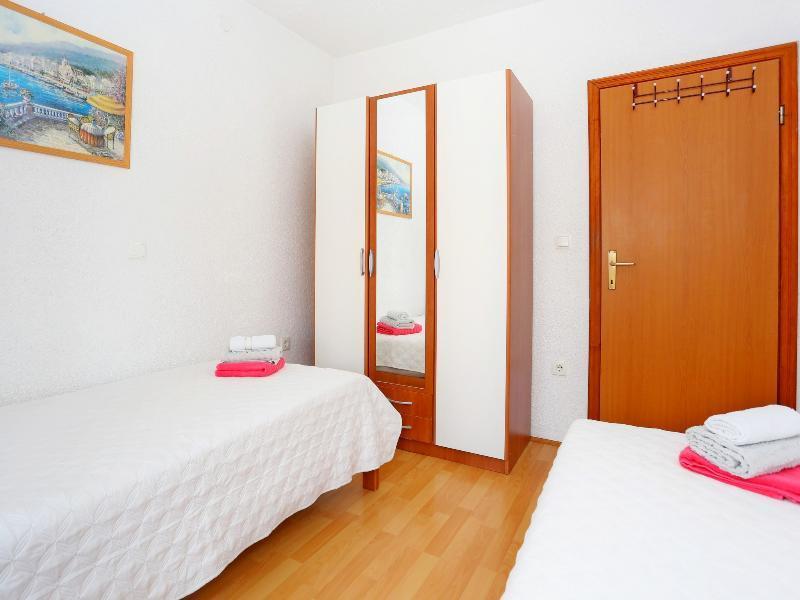 Apartments Damir Kastel Stafilic Екстер'єр фото