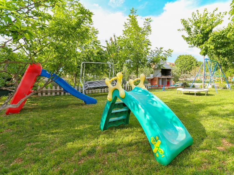 Apartments Damir Kastel Stafilic Екстер'єр фото