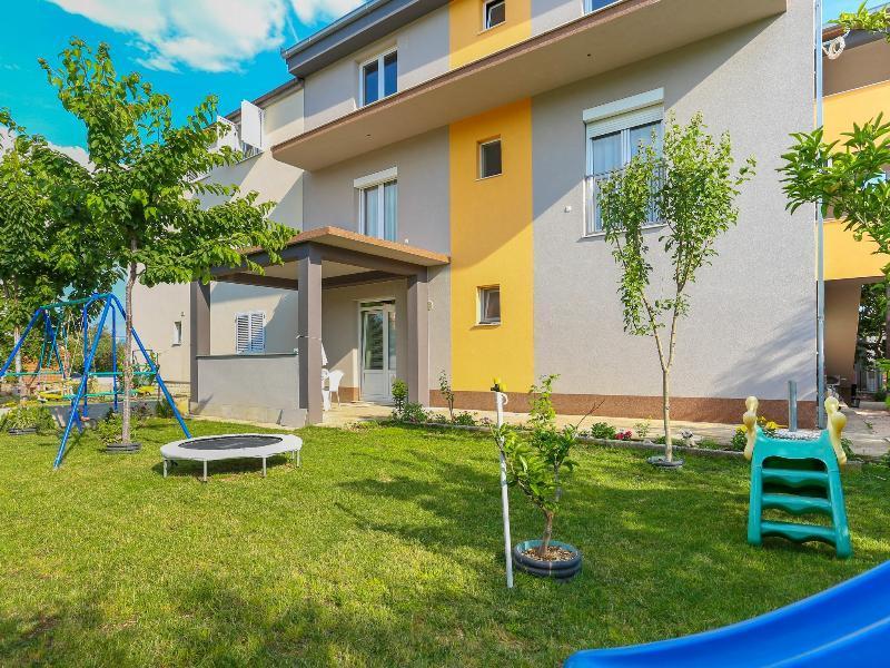 Apartments Damir Kastel Stafilic Екстер'єр фото