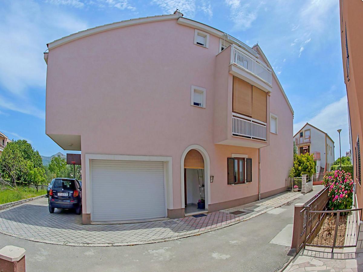 Apartments Damir Kastel Stafilic Екстер'єр фото