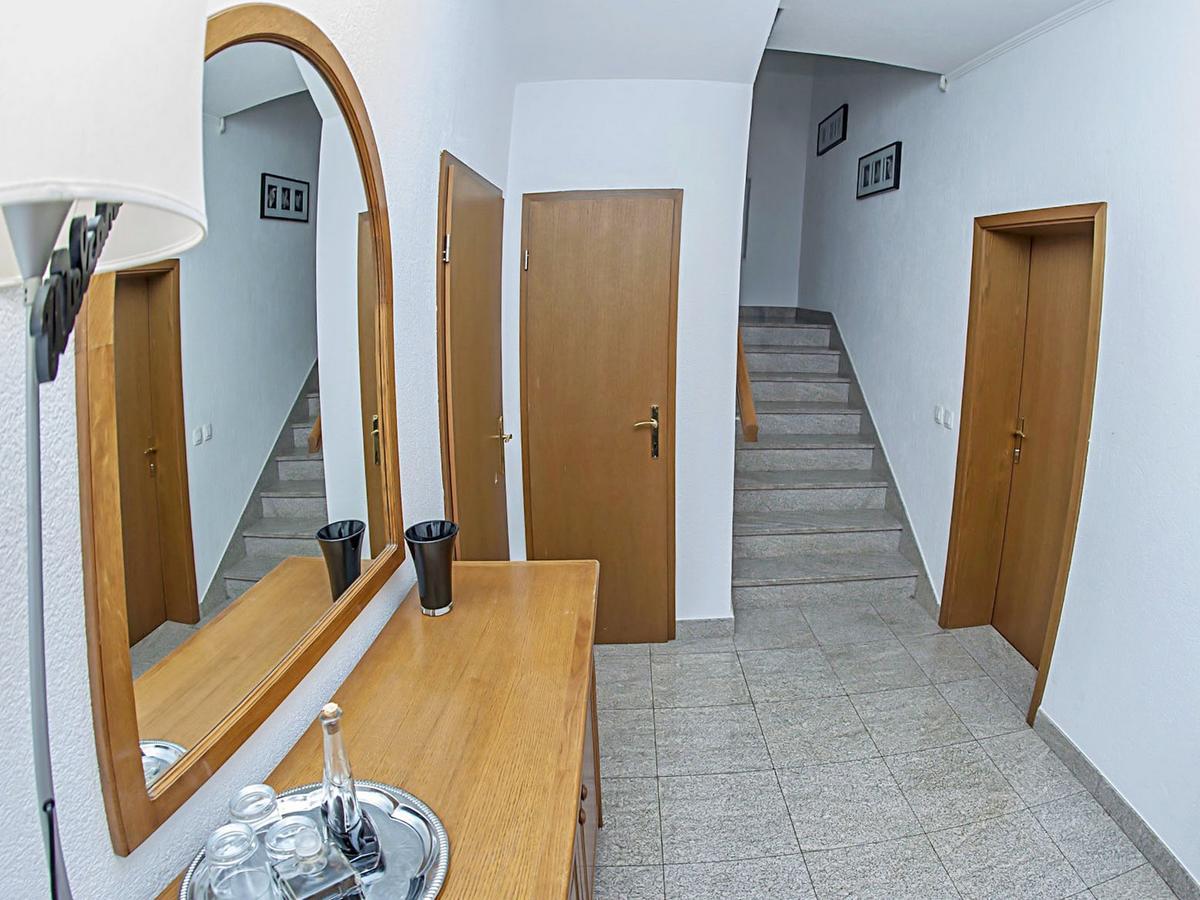 Apartments Damir Kastel Stafilic Екстер'єр фото